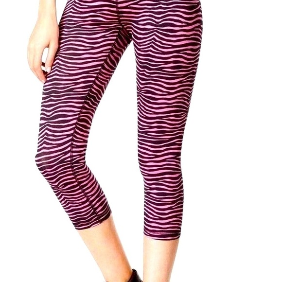 MICHAEL Michael Kors Pants - Michael Kors Crop Capri 3/4 Length Leggings. Size S